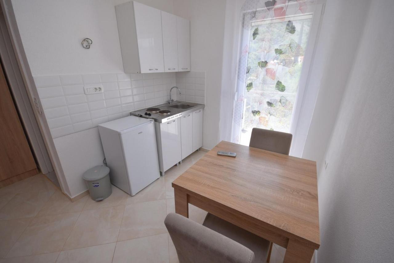 Subotic S Apartmani ริซาน ภายนอก รูปภาพ
